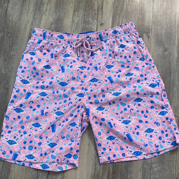Peter Millar men’s swim trunks size M